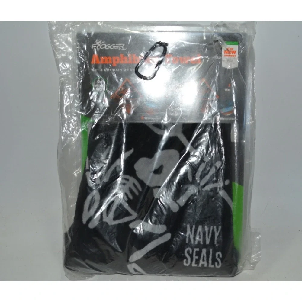 Amphibian 2‑in‑1 Golf Towel Wet/Dry Navy SEALs Premium – New – Never Used